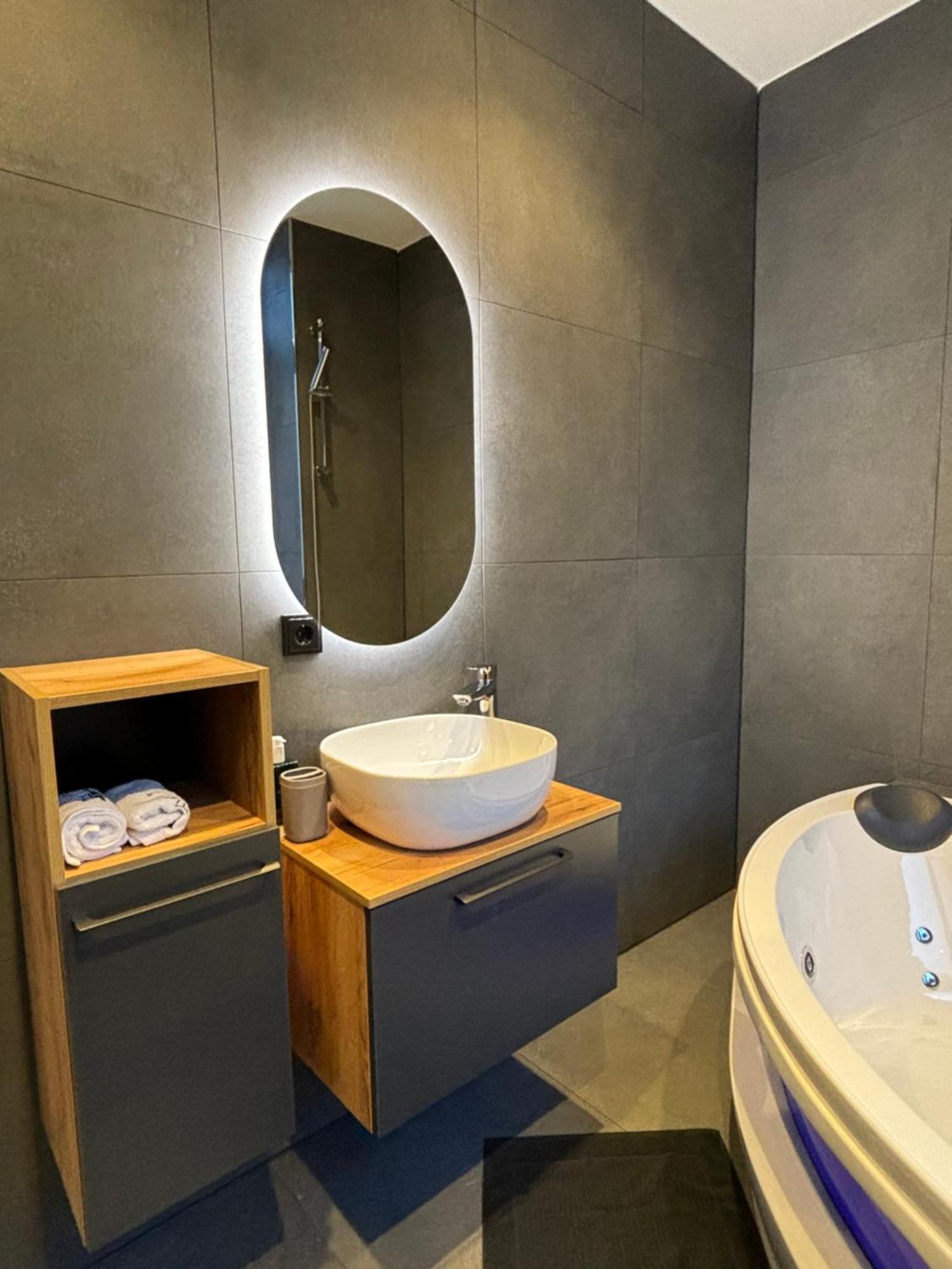 Luxus Apartment Mit Whirlpool In Kiel Exterior foto